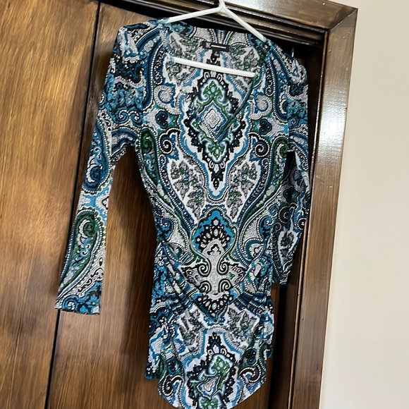 Patterned top - Picture 1 of 7